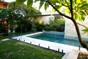 Glass pool fencing Melbourne